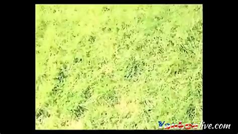 Dickflash Jerk For Nude Sunbathing MILF