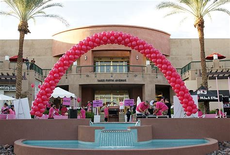 Paint El Paseo Pink Benefits Desert Cancer Foundation – Oct. 10, 2015