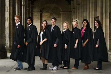 Black gowns introduced for students at St Andrews | University of St Andrews news