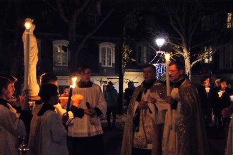 Photos de la procession du 8 décembre La Fraternité Sacerdotale Saint