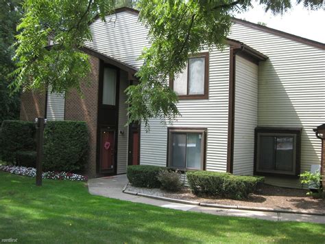 24099 Evergreen Rd Southfield Mi 48075 Townhome Rentals In