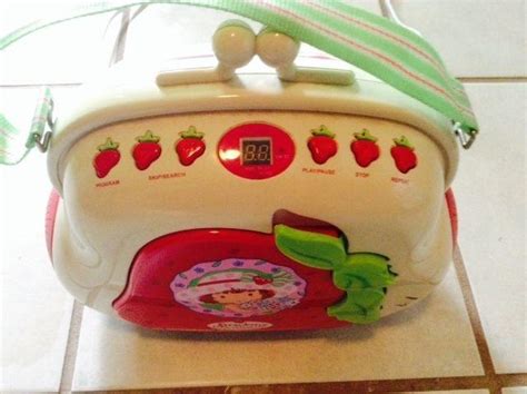 Strawberry Shortcake Radio Cd Player Pocketbook Portable Ac Power