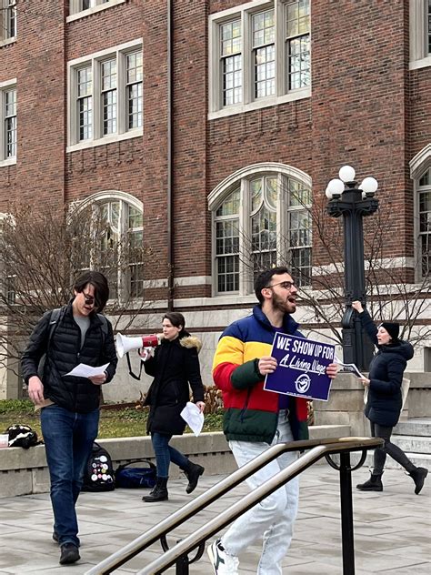 Salary Umich data reveals major pay gaps in high-level roles 32