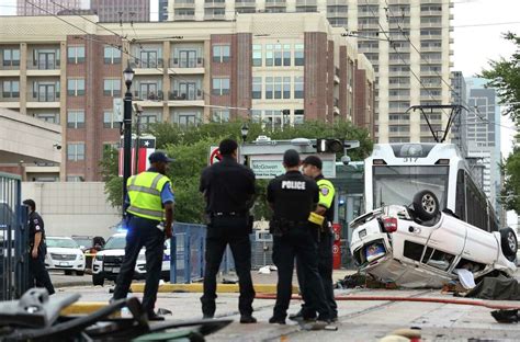 One Dead After Metrorail Collides With Vehicle Near Midtown