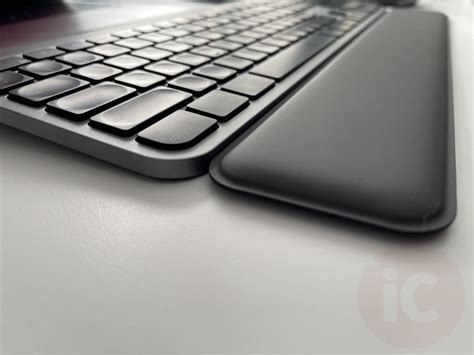 Logitech MX Keys for Mac Review: Wireless Keyboard for Apple Users ...