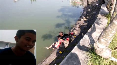 Anak Kecil Nyebur Danau Tekno Danau Galau Telkom University Youtube