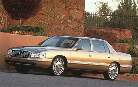 Used 1998 Cadillac Deville Sedan Pricing And Features Edmunds