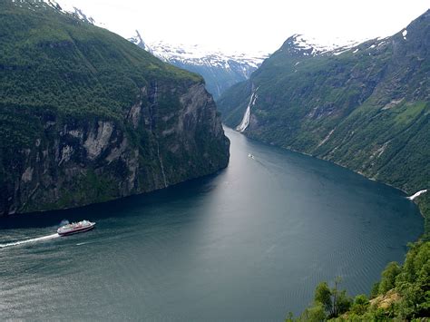 Geiranger - Norway Wallpaper (612726) - Fanpop