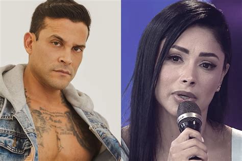 Christian Dom Nguez Se Tapa Tatuaje Dedicado A Pamela Franco Y Karla