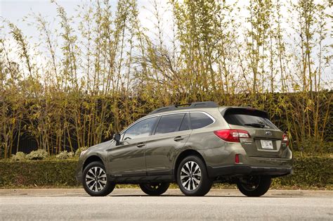 Subaru Outback 2 5i Limited 2015 Primera Prueba