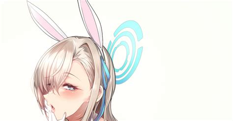 一之瀬アスナ 先生を待つバニーアスナ🐰💙【アンケあり】 しりー＊c103土曜西あ47bのイラスト Pixiv