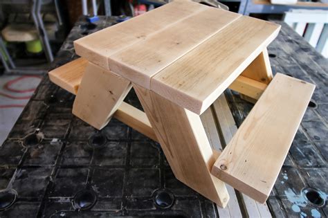 How To Build A Diy Mini Picnic Table Free Printable Plans