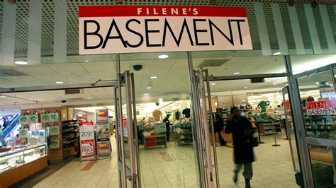 Syms Filenes Basement To Shut Their Doors