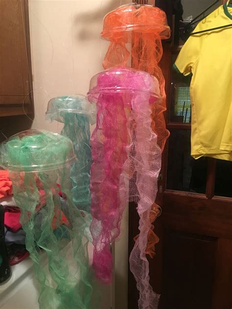 Malco Popcorn Bucket Lid Jellyfish With Unraveled Dollar Tree Shower