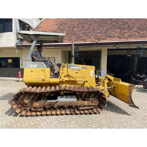 Disewakan Alat Berat Bulldozer Komatsu Dozer D P Tahun Oleh Cv