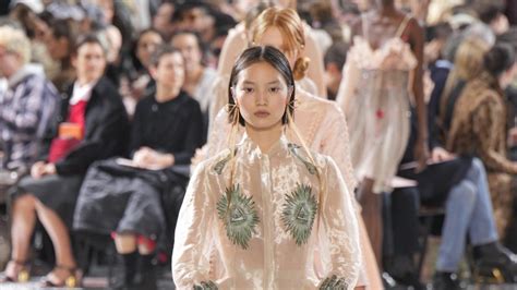 Simone Rocha Voor Jean Paul Gaultier Hoogtepunten Op Een Rij