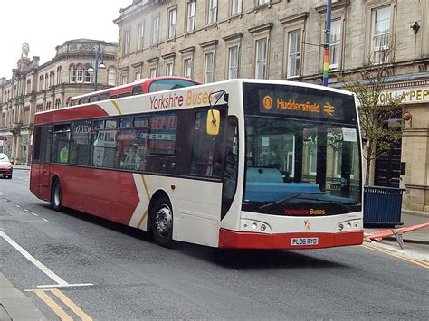 PL06RYO Yorkshire Buses Huddersfield Scania N230UB East La Flickr