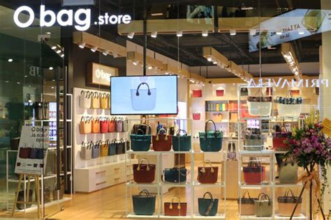 Handbag And Shoe Retail Store Display Furniture Design Decoration