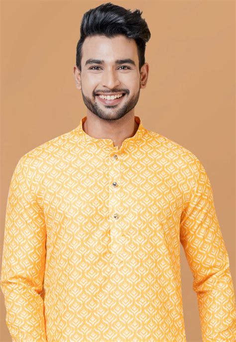 Digital Printed Cotton Kurta Set In Yellow Mdw