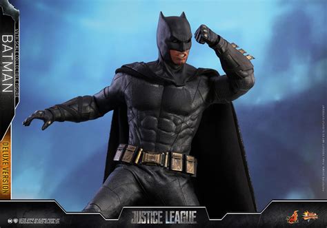 Hot Toys Justice League MMS456 Batman Deluxe Version 1 6th Scale Collectible Figure Figround