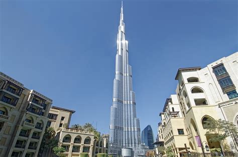 Confira tudo sobre o Burj Khalifa edifício mais alto do mundo em Dubai