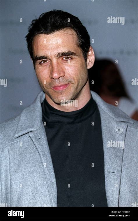 Adrian paul hi-res stock photography and images - Alamy