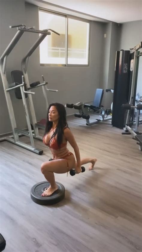 Nicole Scherzinger Sexy Workout Only In Tiny Bikini 11 Photos Video
