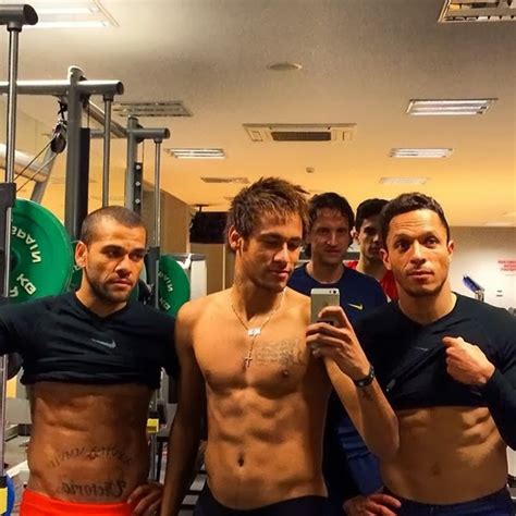 Grupo Gay Freedom Barriguinha Do Neymar