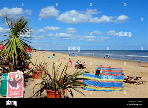 Mablethorpe Hi Res Stock Photography And Images Alamy