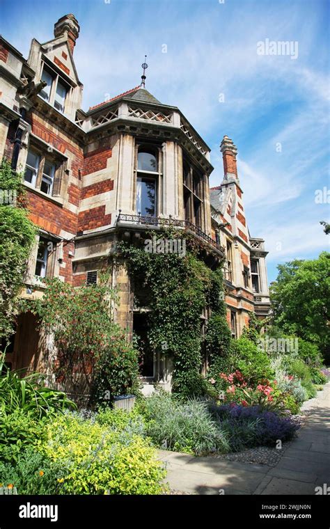 Old Master S Lodge In The South East Corner Of The Pembroke College