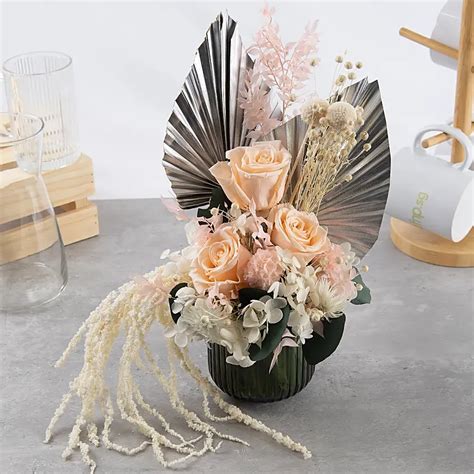 Everlasting Dry Flowers Beauty Delivery In Singapore Fnp Sg