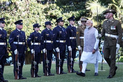 Pm Accorded Ceremonial Guard Of Honour At Admiralty House