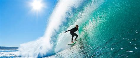 Dive Into the Epic History of Hawaiian Surfing | Royal Caribbean Cruises