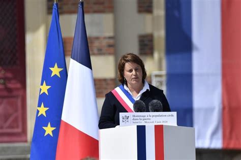 80 ans du Débarquement Hommage au haras pour la maire de Saint Lô