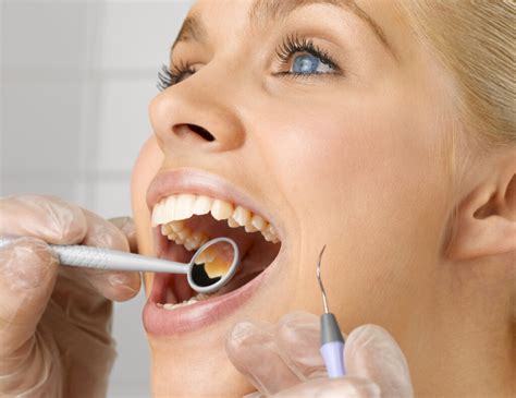 Cómo puede cuidar sus dientes