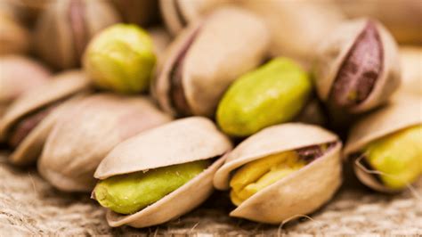 The Powerful Benefits Of Pistachios Stack