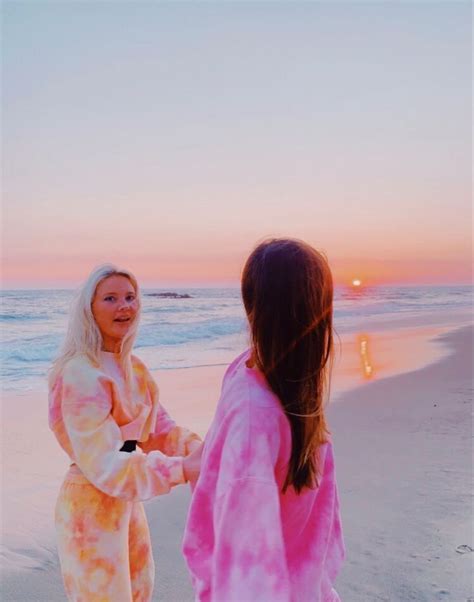 Davinaroseee 🌞🦋⚡️ Cute Friend Pictures Best Friend Photos Spring