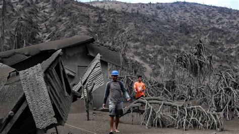 In Photos Taal Volcano Eruption Forces Thousands To