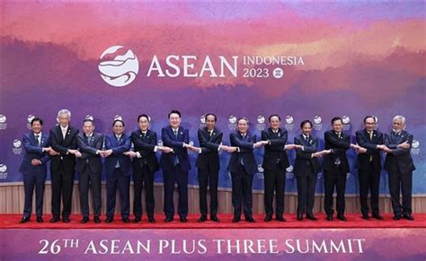 Pm Attends Asean Summits With Plus Three Countries Us Canada Báo