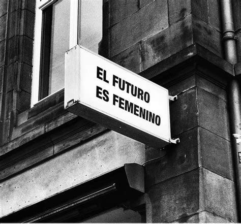 Feminismo Light Box Light Cinema