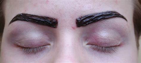 : DIY: dying your eyebrows at home