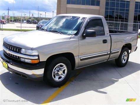 2001 Light Pewter Metallic Chevrolet Silverado 1500 Regular Cab