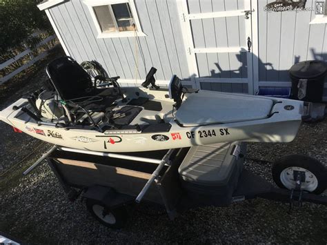 2014 Hobie Pro Angler 14 Bloodydecks