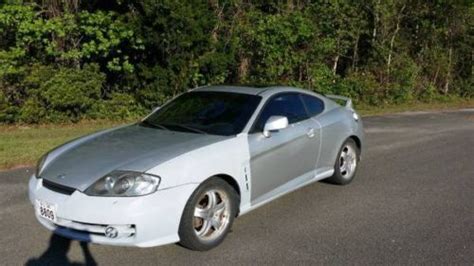 Find Used 2004 Hyundai Tiburon GT Coupe 2 Door 2 7L In Summerville