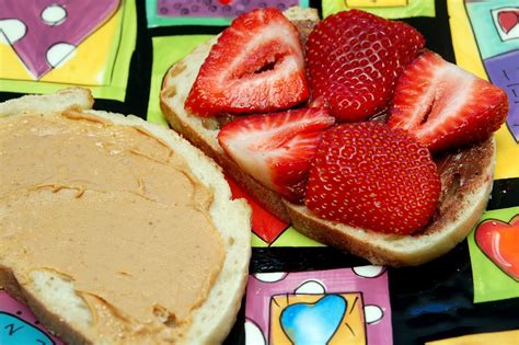 NUTELLA STRAWBERRY PANINIS THAT WILL ROCK YOUR WORLD MAKE YOU SMILE