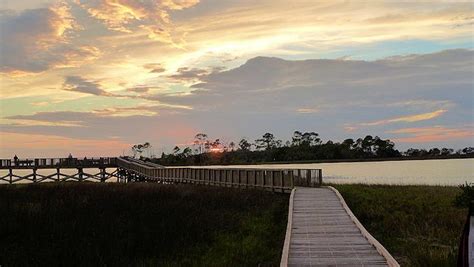 Nature Trails Cedar Key Wildlife Refuge | Scenic Pathways