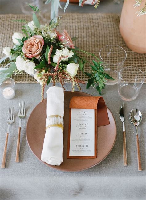 37 Fresh Ideas For A Beautiful Fall Wedding Tablescape