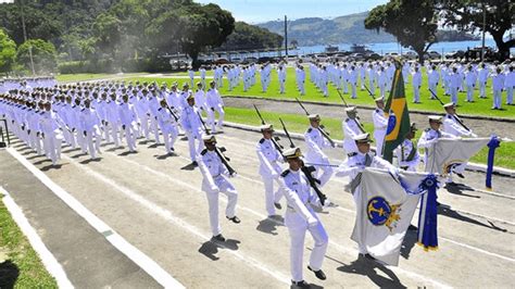 Marinha Abre Vagas De N Vel Superior Sal Rio Inicial De R