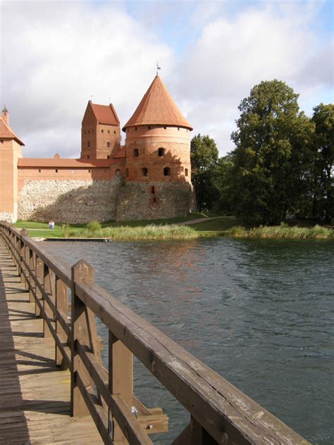 Trakai Castle, Lithuania - Travel Photos by Galen R Frysinger ...