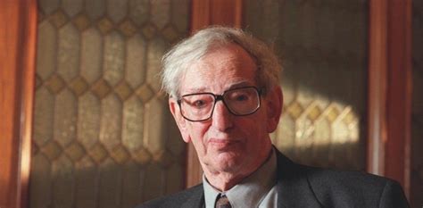 Falleci El Influyente Historiador Eric Hobsbawm